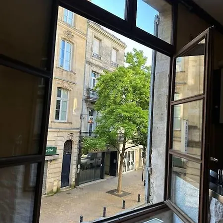 Unforgettable Heart Of Historical Center Bordeaux